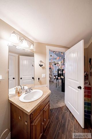 2424 E Timberview Circle, Idaho Falls, ID 83401