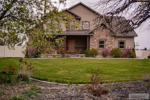 2424 E Timberview Circle, Idaho Falls, ID 83401