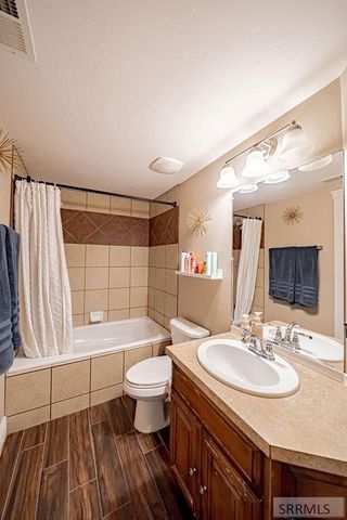 2424 E Timberview Circle, Idaho Falls, ID 83401