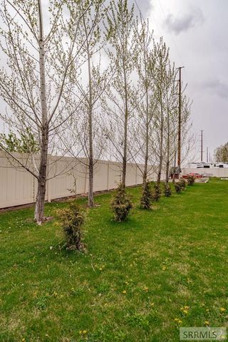 2424 E Timberview Circle, Idaho Falls, ID 83401