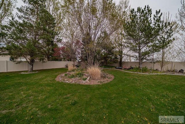 2424 E Timberview Circle, Idaho Falls, ID 83401