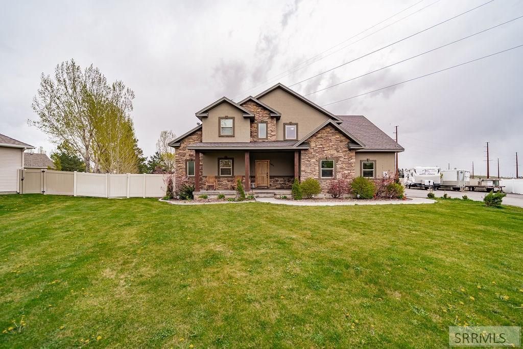 2424 E Timberview Circle, Idaho Falls, ID 83401
