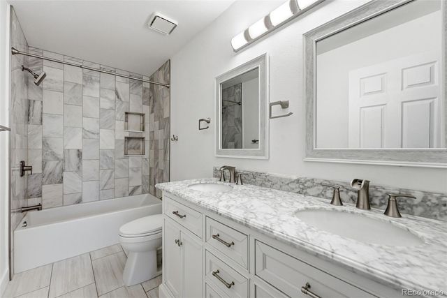 8601 E Dry Creek Road 114, Englewood, CO 80112