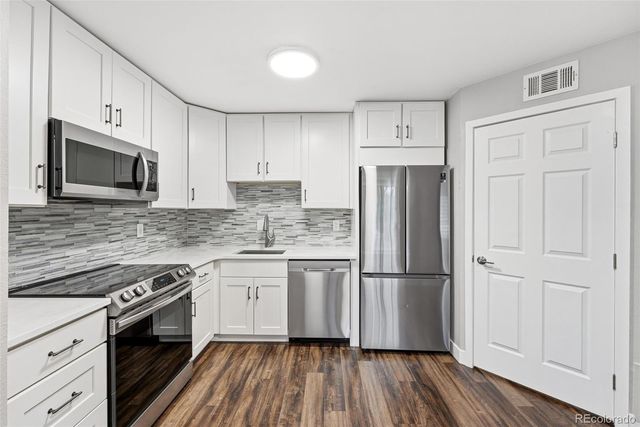 8601 E Dry Creek Road 114, Englewood, CO 80112