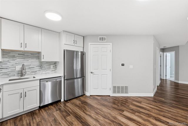 8601 E Dry Creek Road 114, Englewood, CO 80112