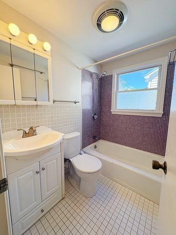 55 Sutherland Road 55, Arlington, MA 02476