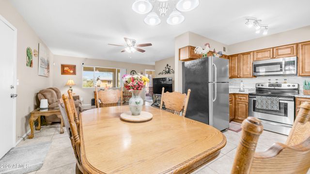 637 S COPPER Drive, Apache Junction, AZ 85120