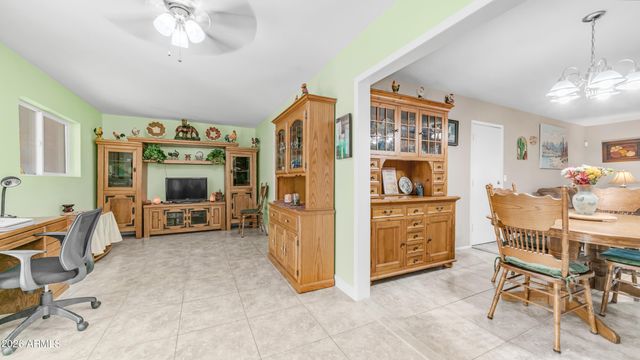 637 S COPPER Drive, Apache Junction, AZ 85120