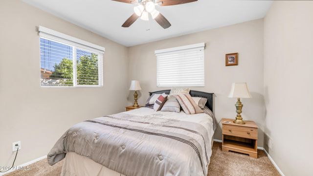 637 S COPPER Drive, Apache Junction, AZ 85120