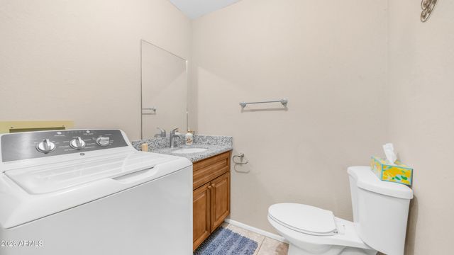 637 S COPPER Drive, Apache Junction, AZ 85120