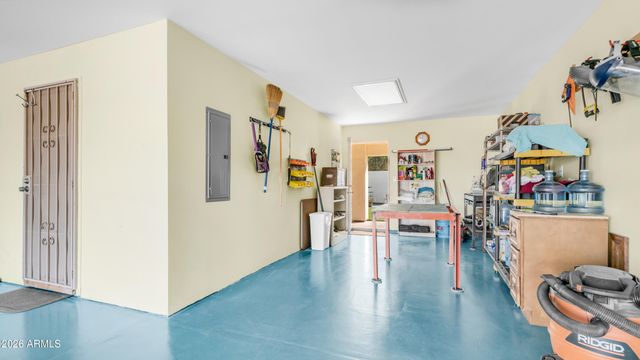 637 S COPPER Drive, Apache Junction, AZ 85120