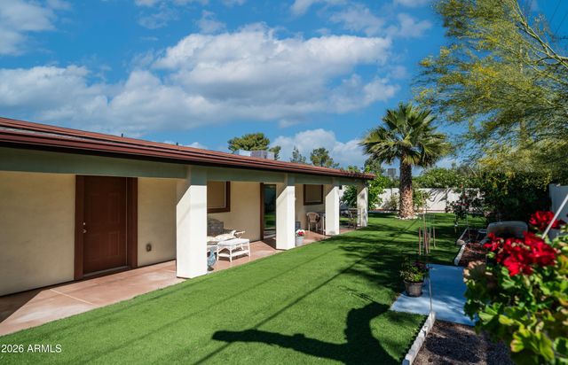 637 S COPPER Drive, Apache Junction, AZ 85120