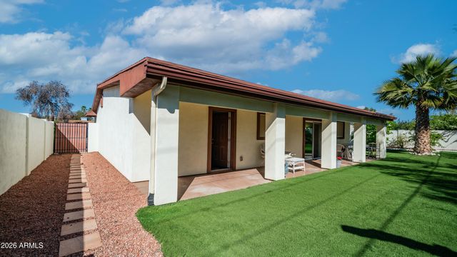 637 S COPPER Drive, Apache Junction, AZ 85120