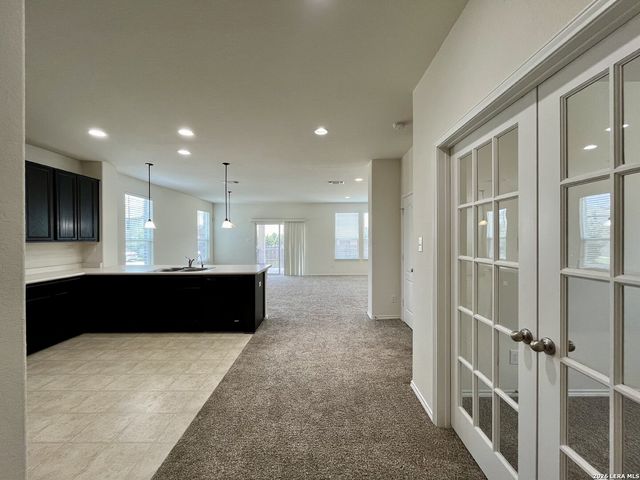 401 Ruby Ritz, Universal City, TX 78148
