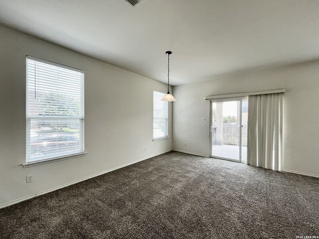 401 Ruby Ritz, Universal City, TX 78148