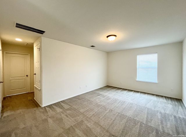 401 Ruby Ritz, Universal City, TX 78148