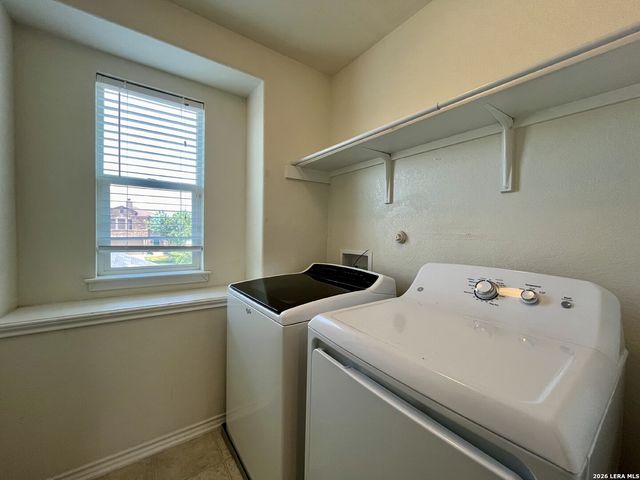 401 Ruby Ritz, Universal City, TX 78148