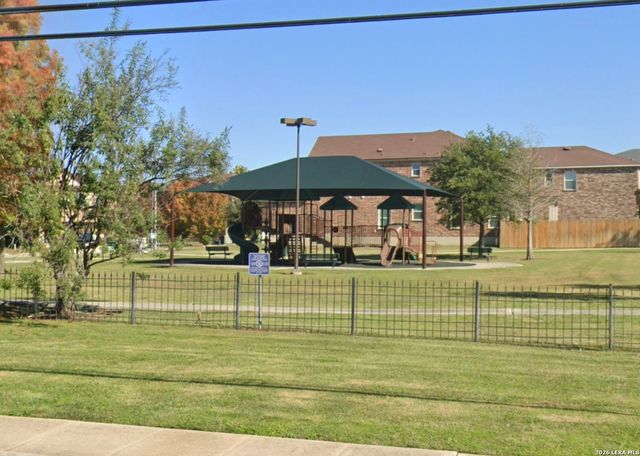 401 Ruby Ritz, Universal City, TX 78148