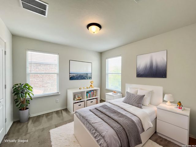 401 Ruby Ritz, Universal City, TX 78148