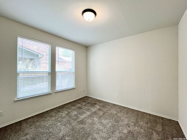 401 Ruby Ritz, Universal City, TX 78148