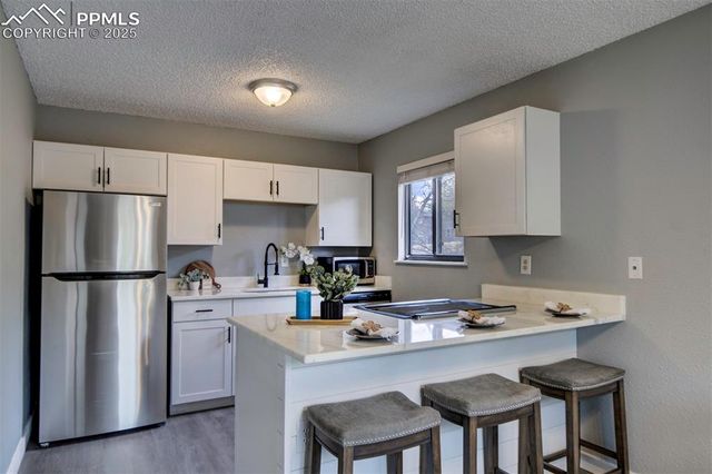 2185 Ambleside Drive, Colorado Springs, CO 80915