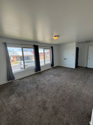 309 E 4475 S, Washington Terrace, UT 84405