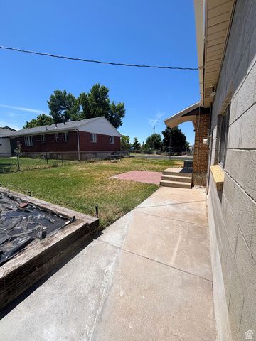 309 E 4475 S, Washington Terrace, UT 84405
