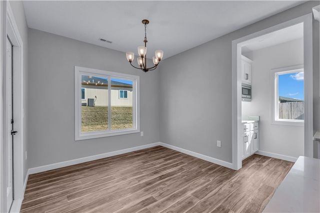 2628 E 26TH Court, Lawrence, KS 66046