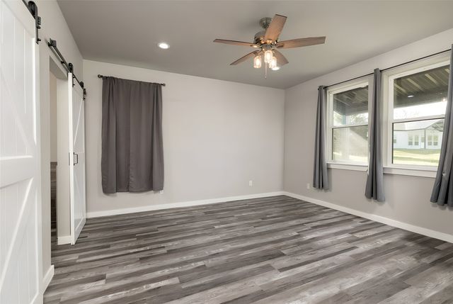 115 Valley Ridge Court, Bridgeport, TX 76426