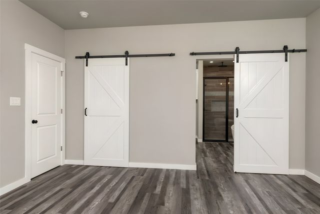 115 Valley Ridge Court, Bridgeport, TX 76426