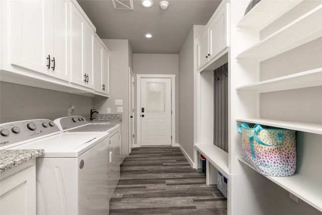 115 Valley Ridge Court, Bridgeport, TX 76426