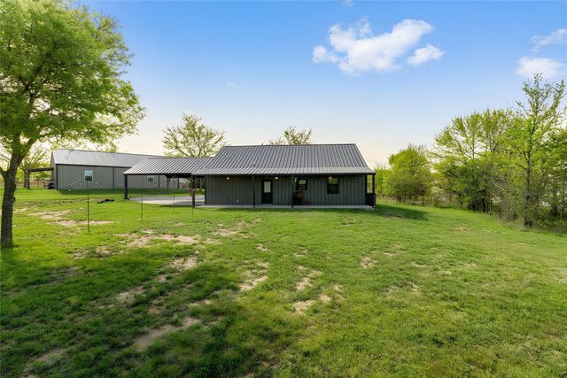 115 Valley Ridge Court, Bridgeport, TX 76426