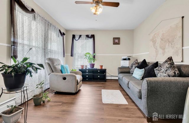 9 Calalou Court, Toms River, NJ 08747