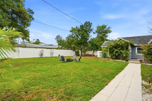 4627 1ST AVENUE N, St Petersburg, FL 33713
