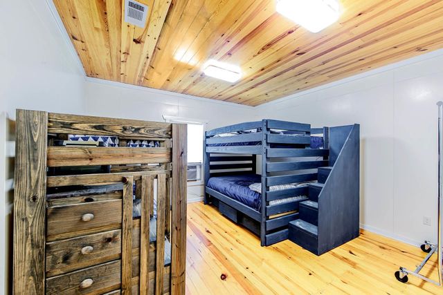 2227 Brady Rd, Theriot, LA 70397