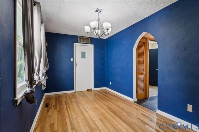 1006 Easterly Ave, Hampton, VA 23669