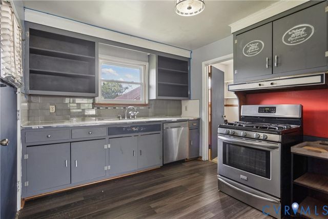 1006 Easterly Ave, Hampton, VA 23669