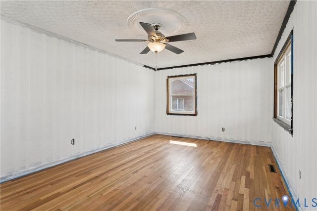 1006 Easterly Ave, Hampton, VA 23669