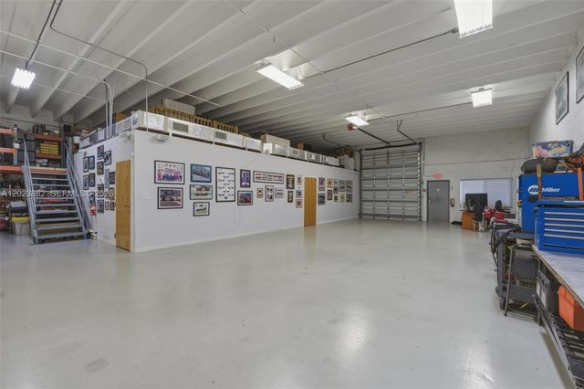 1210 NE 8th Ave, Fort Lauderdale, FL 33304