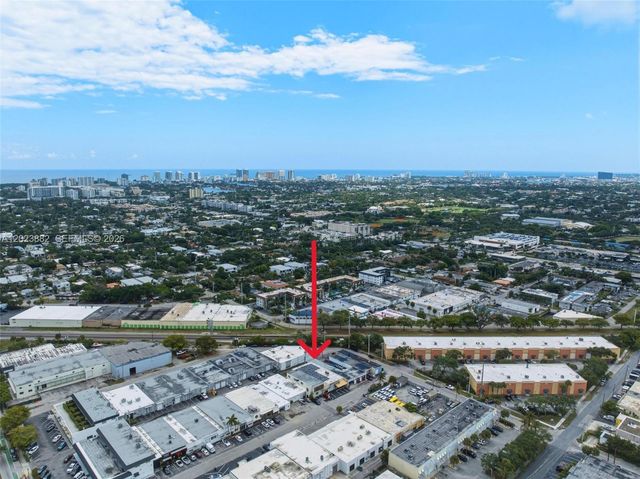 1210 NE 8th Ave, Fort Lauderdale, FL 33304