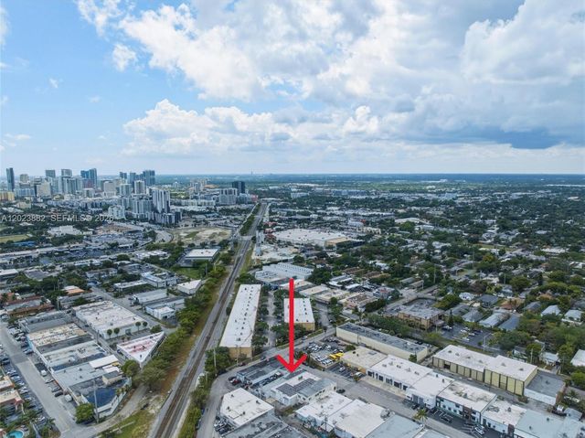 1210 NE 8th Ave, Fort Lauderdale, FL 33304