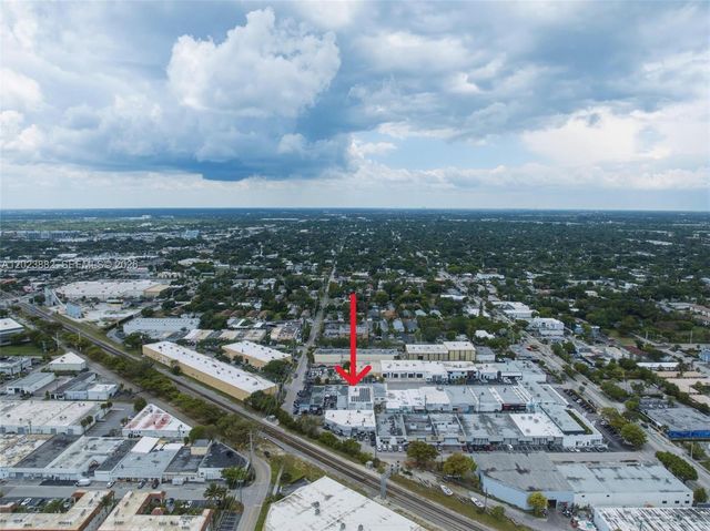 1210 NE 8th Ave, Fort Lauderdale, FL 33304