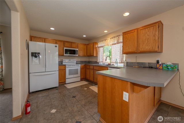 15301 105th Avenue SE, Yelm, WA 98597