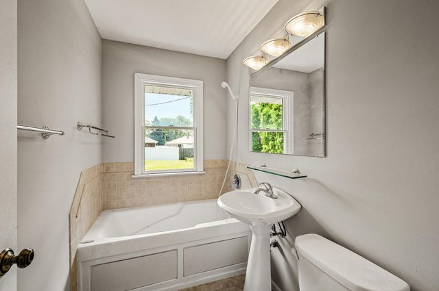7625 Park Avenue, Richfield, MN 55423