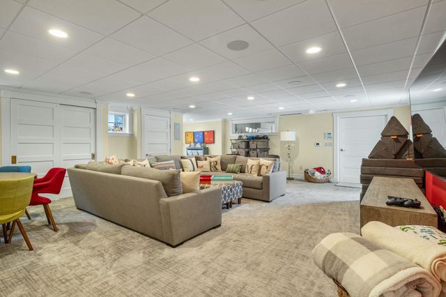 24 Straws Point, Rye, NH 03870