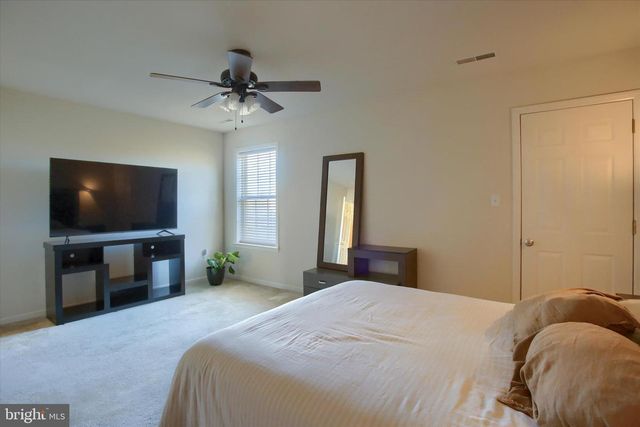 413 EISENHOWER DRIVE, Carlisle, PA 17013