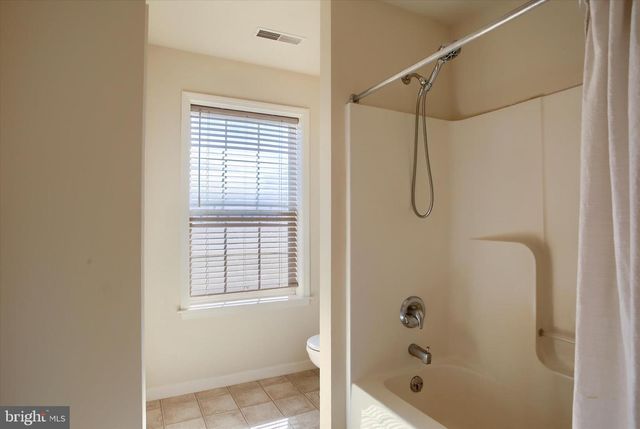 413 EISENHOWER DRIVE, Carlisle, PA 17013