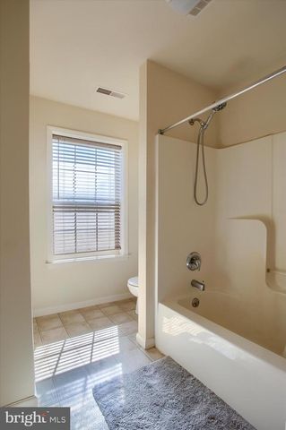 413 EISENHOWER DRIVE, Carlisle, PA 17013