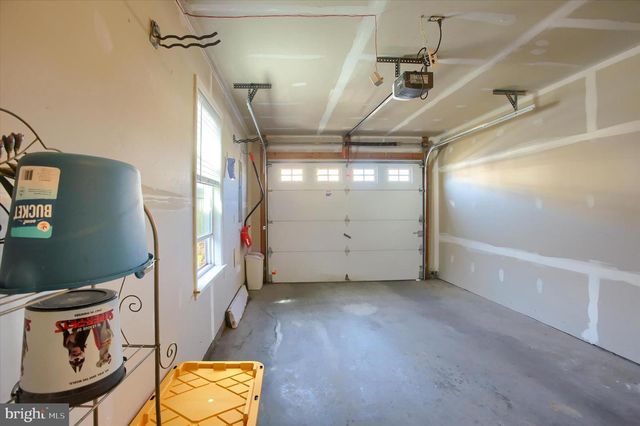 413 EISENHOWER DRIVE, Carlisle, PA 17013