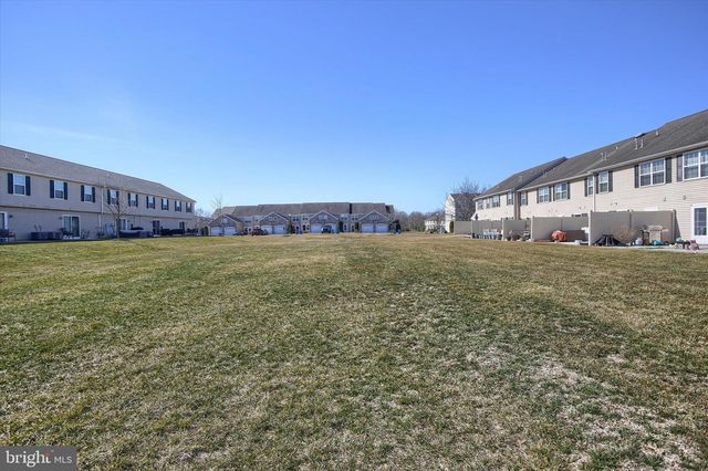 413 EISENHOWER DRIVE, Carlisle, PA 17013